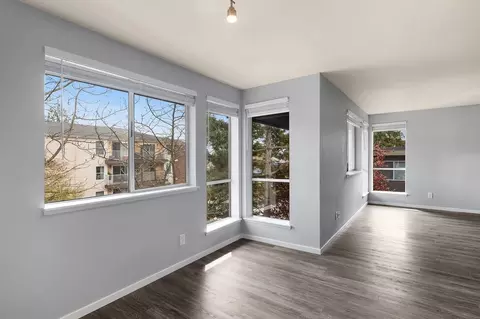 12007 15th Ave NE, Seattle, WA 98125 photo 23