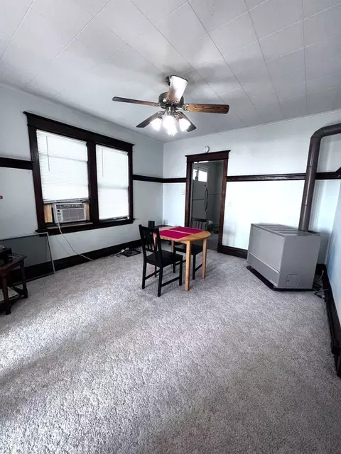 17 E 6th St, Duluth, MN 55805