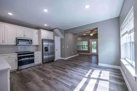 1212 William Pl, Warrensburg, MO 64093