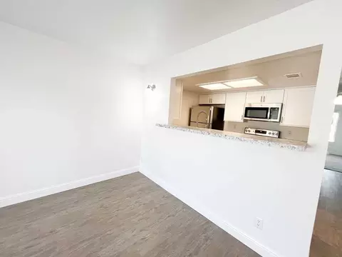 445 W Nees Ave, Fresno, CA 93711