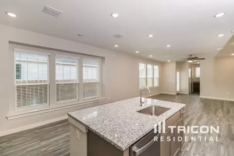 440 Raglands Rd, Leander, TX 78641 photo 5