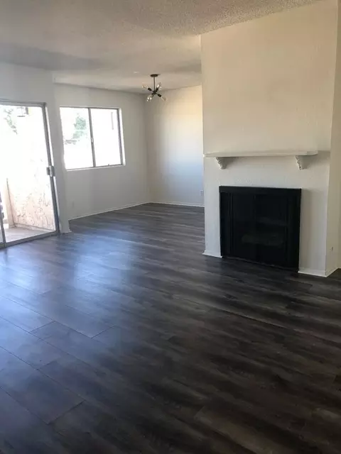 4338 Mammoth Ave, Los Angeles, CA 91423