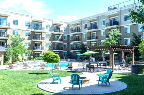 60 S Main St, Layton, UT 84041