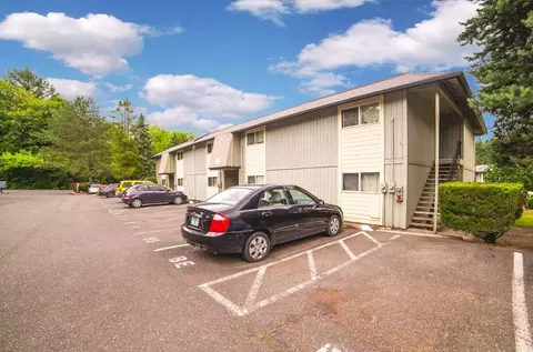7740 SW 45th Ave, Portland, OR 97219