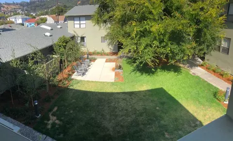 6615 Schmidt Ln, El Cerrito, CA 94530