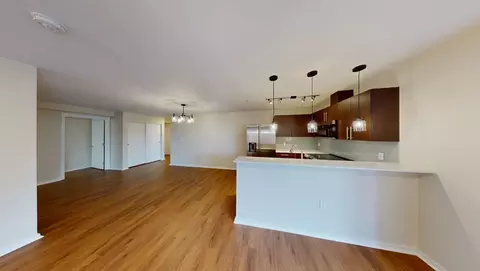 450 Central Way, Kirkland, WA 98033