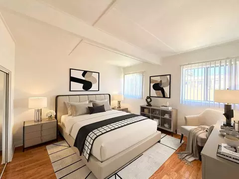 1376 N Serrano Ave, Los Angeles, CA 90027