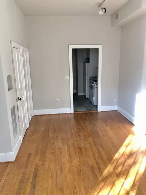 1755 Church St NW, Washington, DC 20036