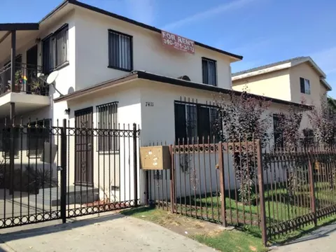 7411 S Hoover St, Los Angeles, CA 90044