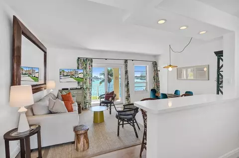 2908 Bayshore Dr, Fort Lauderdale, FL 33304