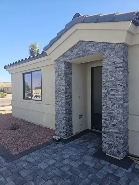 2095 Runabout Dr, Lake Havasu City, AZ 86403