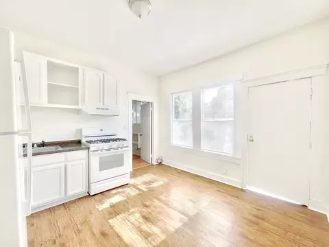 1794 W 24th St, Los Angeles, CA 90018