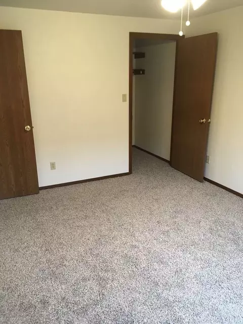 820 Abrams St, Green Bay, WI 54302