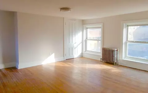 208 E Hanover St, Trenton, NJ 08608