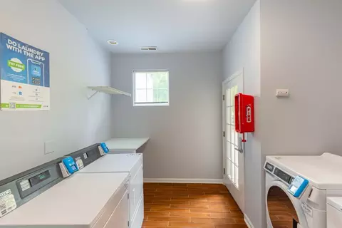 3201 Allerton Cir, Greensboro, NC 27409 photo 68