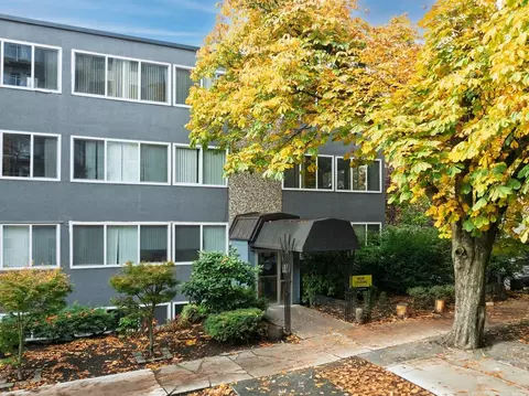 433 Belmont Ave E, Seattle, WA 98102