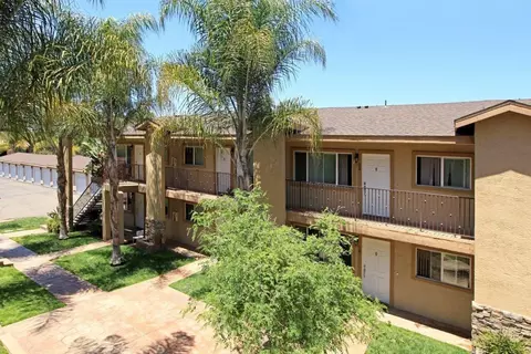 549 Graves Ave, El Cajon, CA 92020 photo 15