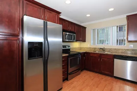 549 Graves Ave, El Cajon, CA 92020