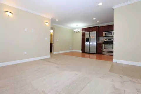549 Graves Ave, El Cajon, CA 92020 photo 2