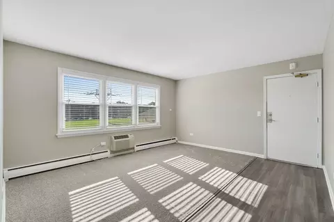 1550 Dempster St, Mount Prospect, IL 60056 photo 20