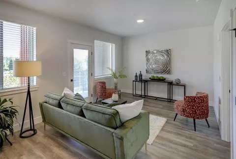 13850 SE 180th St, Renton, WA 98058