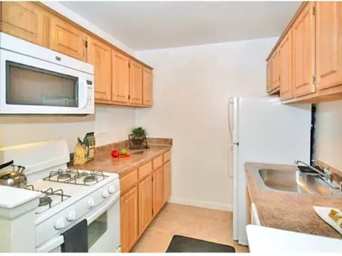 5980 Turnabout Ln, Columbia, MD 21044 photo 6