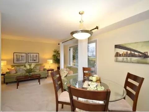 5980 Turnabout Ln, Columbia, MD 21044 photo 9