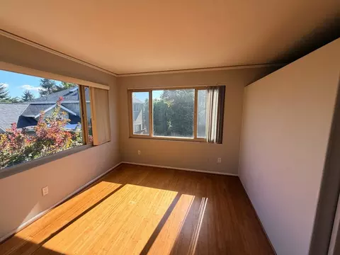 5505 NE 65th St, Seattle, WA 98115