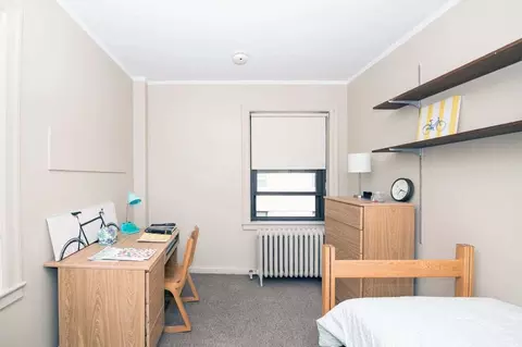 5540 S Hyde Park Blvd, Chicago, IL 60637