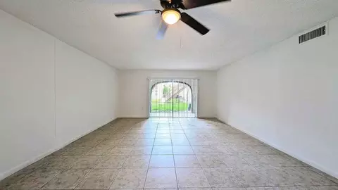 5900 Casa Del Rey Cir, Orlando, FL 32809 photo 12