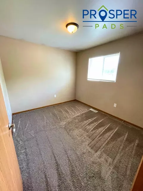 510 Washington St, Eau Claire, WI 54701