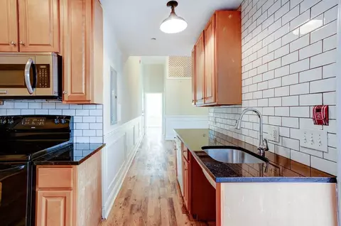 1723 W Master St, Philadelphia, PA 19121