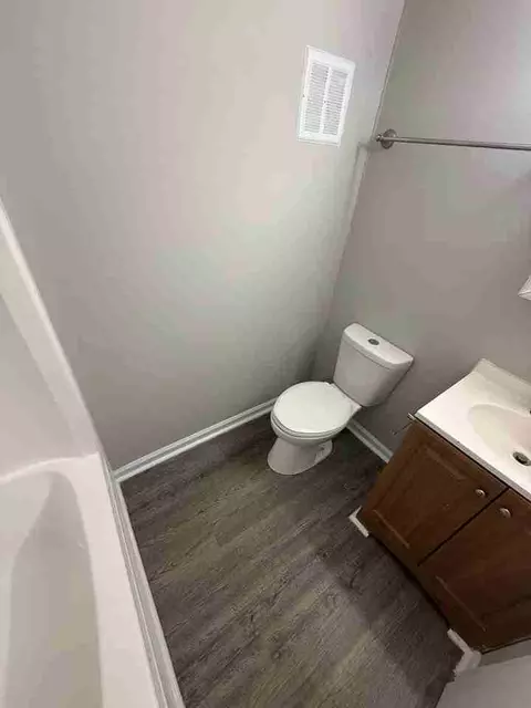 2082 Fairmont Ct, Lexington, KY 40502