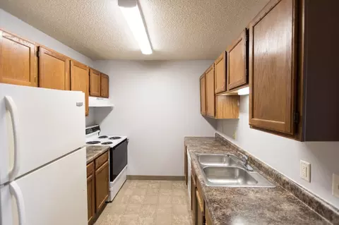 901 N Cleveland Ave, Sioux Falls, SD 57103