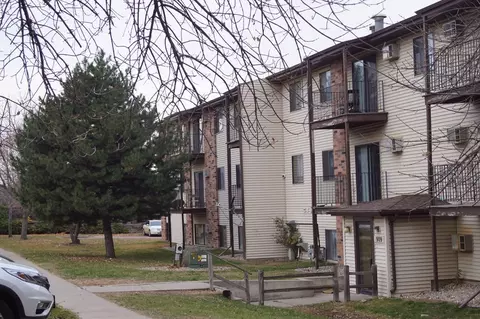 901 N Cleveland Ave, Sioux Falls, SD 57103
