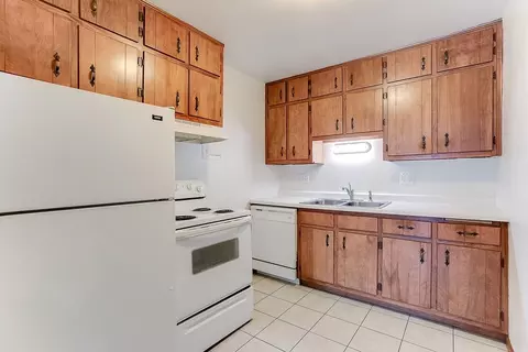 346 Cleveland Ave SW, Arden Hills, MN 55112