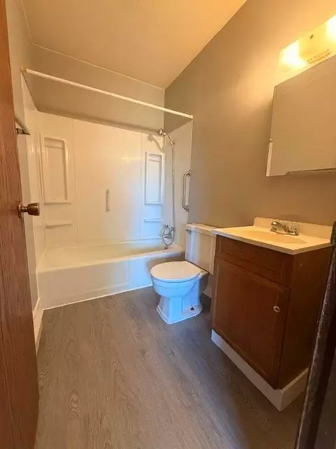 461 Grant St, Stanley, WI 54768
