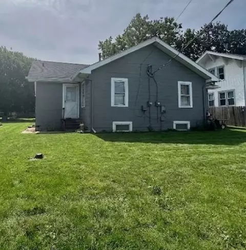 1539 1541 Bertch Ave, Waterloo, IA 50702