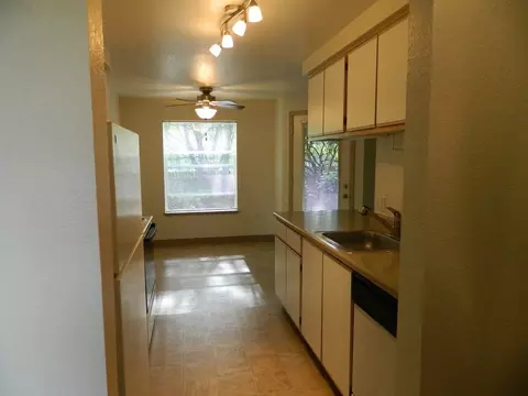 1324 SE Pleasant View Dr #1324-1324, Gresham, OR 97080 photo 2