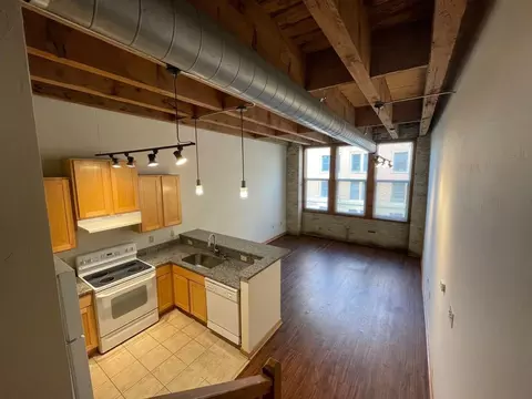 249 N Water St, Milwaukee, WI 53202