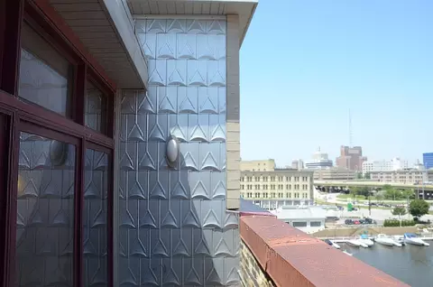 249 N Water St, Milwaukee, WI 53202