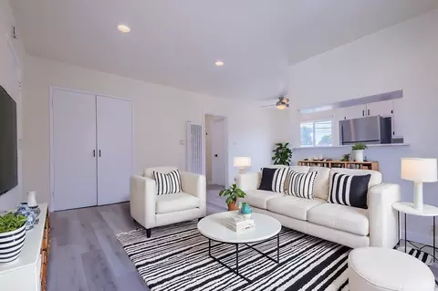 2107 Pullman Ln, Redondo Beach, CA 90278