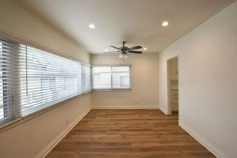 4334 Mammoth Ave, Los Angeles, CA 91423 photo 3