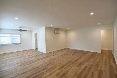 4334 Mammoth Ave, Los Angeles, CA 91423 photo 10