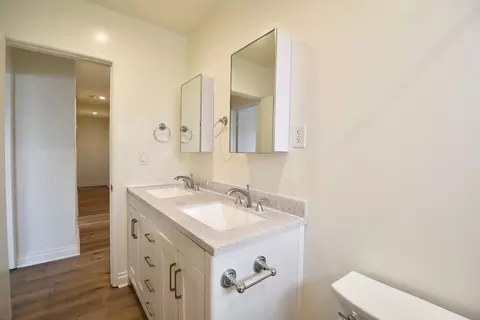 4334 Mammoth Ave, Los Angeles, CA 91423 photo 19