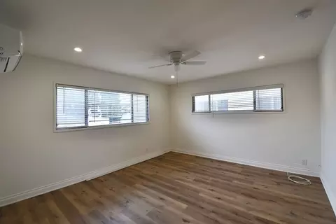4334 Mammoth Ave, Los Angeles, CA 91423 photo 13