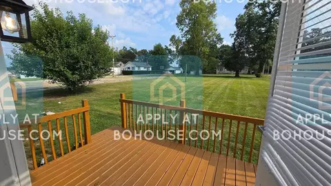 600 Oldfather St, Warsaw, IN 46580