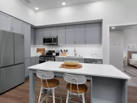 185 S State College Blvd, Brea, CA 92821 photo 3
