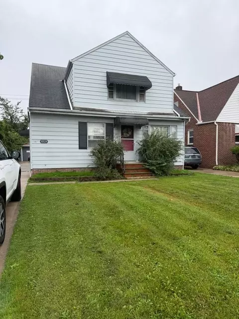 10024 Mccracken Blvd, Garfield Heights, OH 44125