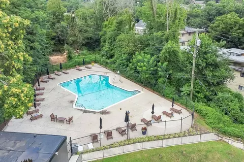 5902 Cross Country Blvd, Baltimore, MD 21215 photo 10
